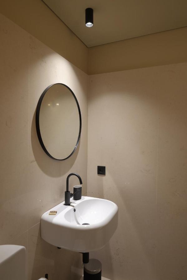 Oporto Coliving Circunvalacao 13250 Senhora da Hora ภายนอก รูปภาพ